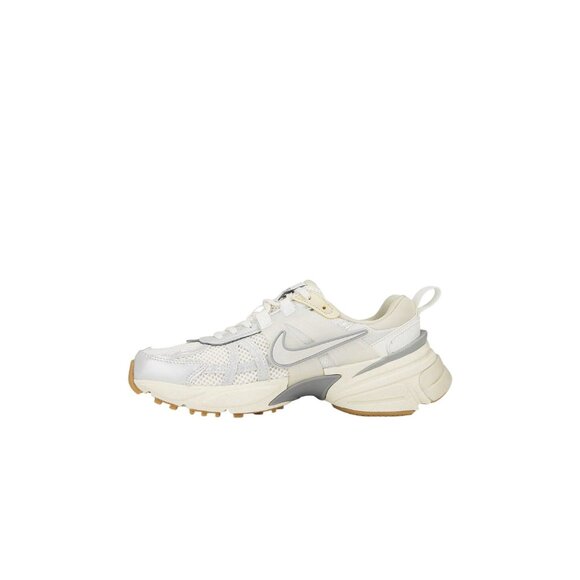Nike V2k Run Sneakers in Sail Light Khaki & Light Smoke Grey 7 Womens Athletic S - Picture 6 of 16
